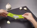 JJ-Wyciskacz do czosnku Rocker zielony - 3