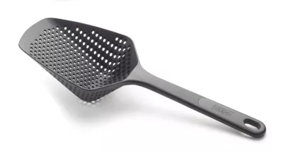 JJ-Łyżka cedzakowa L Scoop Plus czarno-szara