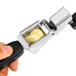 OXO-Praska do czosnku stalowa/czarna Good Grips - 10