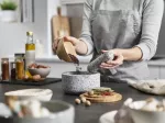 JJ-Moździerz z drewnianą pokrywą Dash, granit - 12