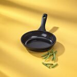 KELA-Patelnia ceramiczna 24cm czarna Atura - 5