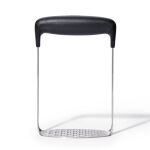 OXO-Praska do ziemniaków stal, czarna, Good Grips - 4