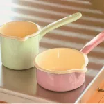 Różowy rondelek z dzióbkiem emaliowany 0,5 l Riess Pastell - 2