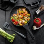 KELA-Patelnia 24cm czarna Stella Nova - 3