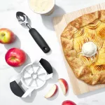 OXO-Krajacz do jabłek stal biało-czarny Good Grips - 13