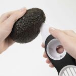 OXO-Narzędzie do avocado 3w1 białe, Good Grips - 2