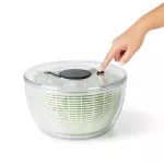 OXO-Wirówka do sałaty 2w1 transparentna Good Grips - 13