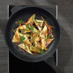 KELA-Patelnia z +uchwytem 32cm czarna Stella Nova - 4